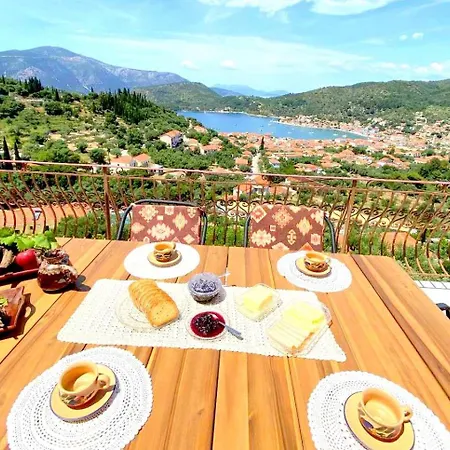 Σπίτι διακοπών Serenity Vintage House 5 *